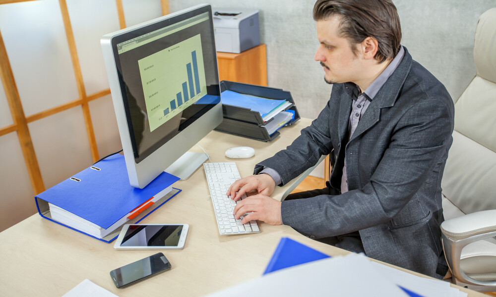 Key Factors to Consider Before Investing in Business Software