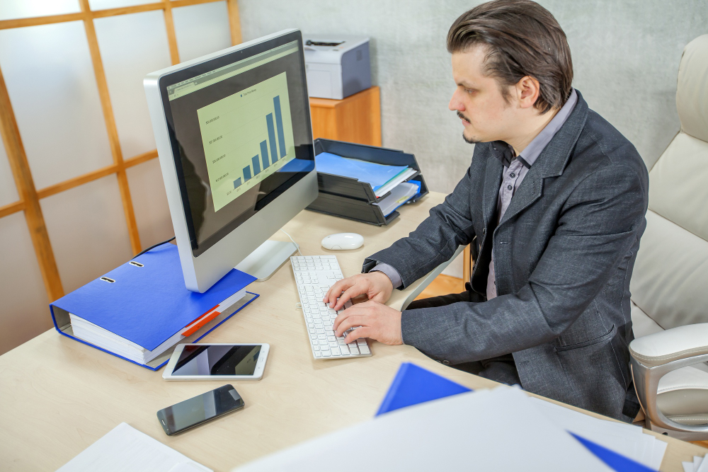 Key Factors to Consider Before Investing in Business Software